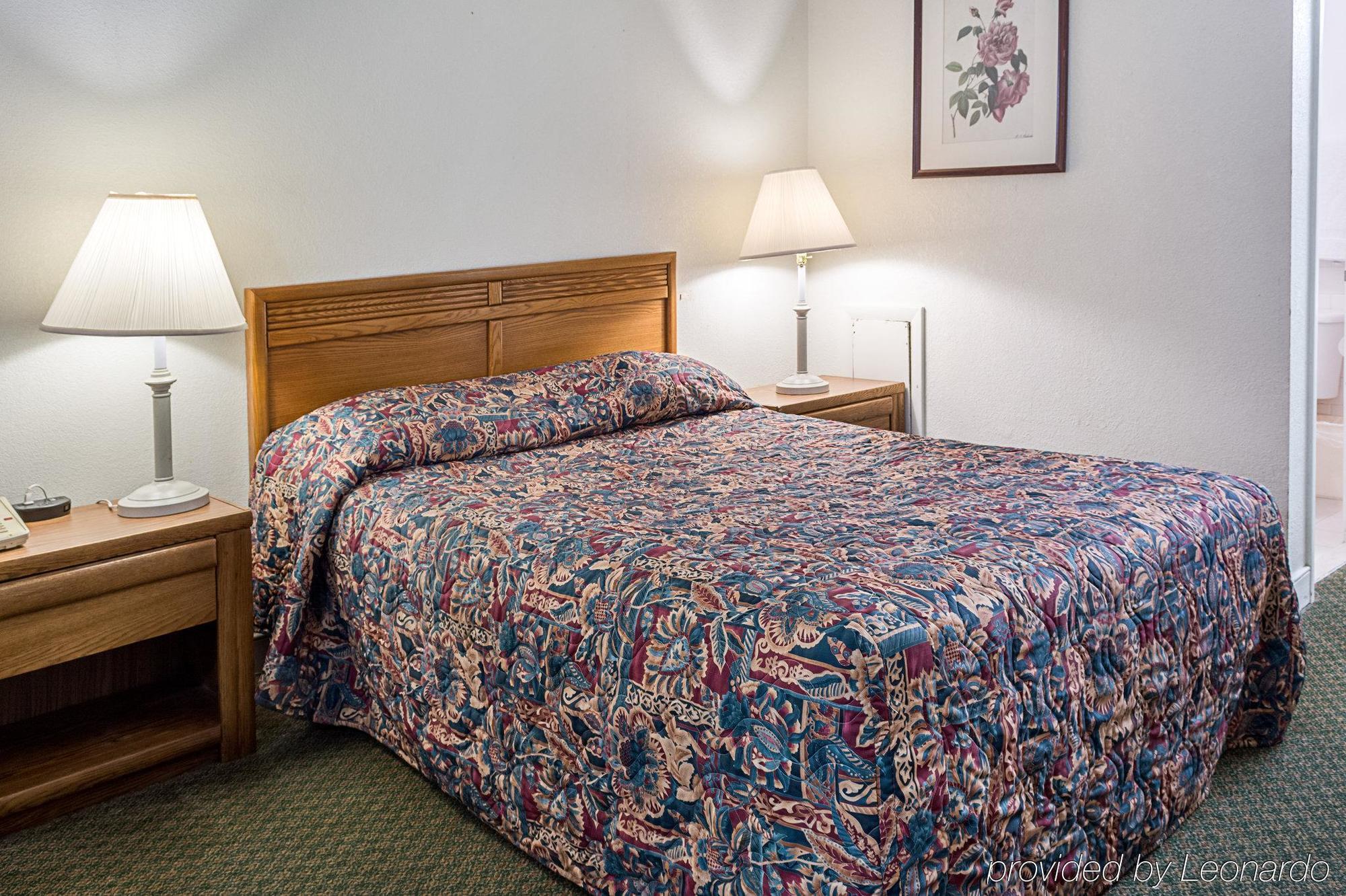 Gateway Inn Templeton Экстерьер фото