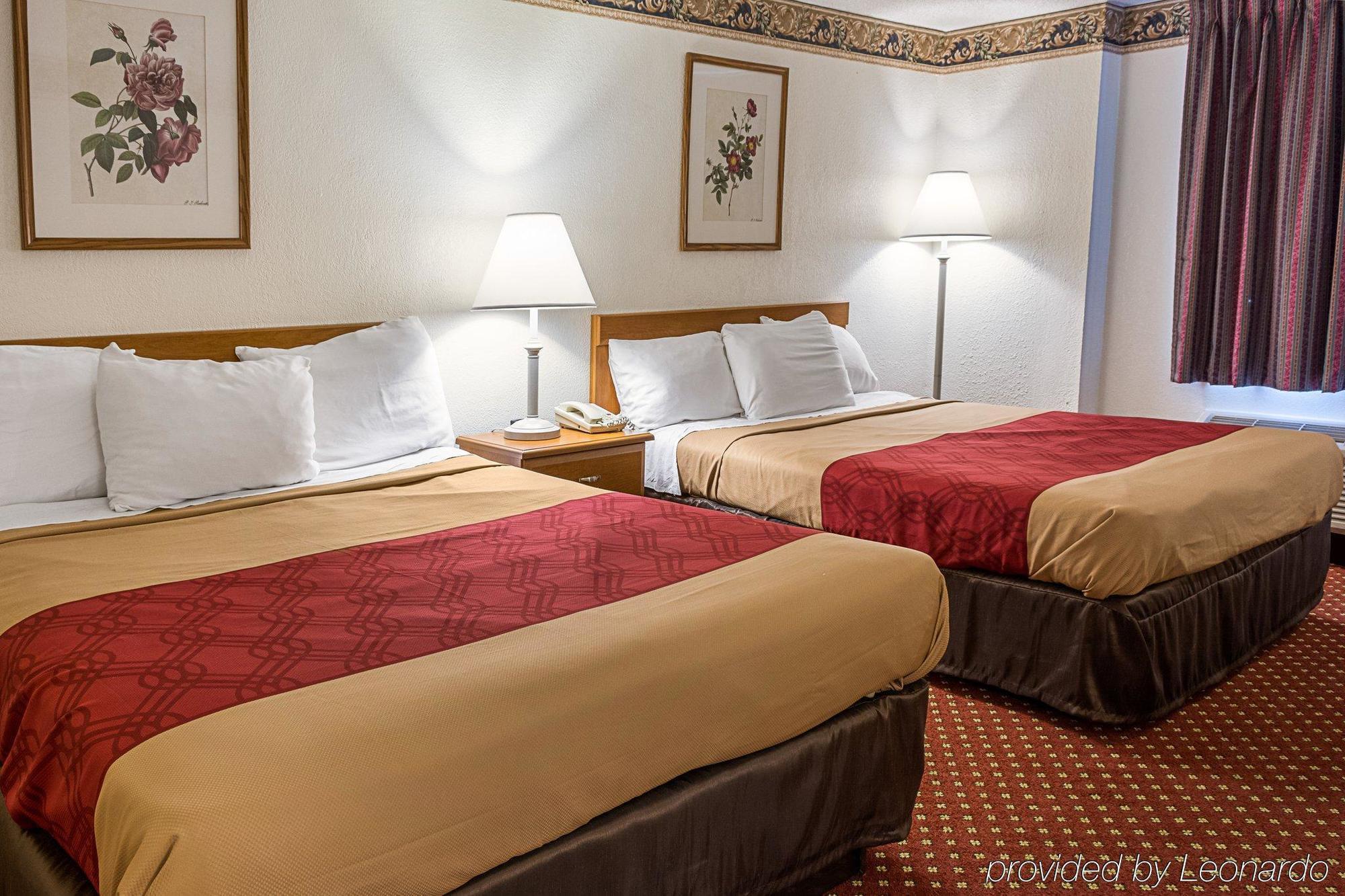 Gateway Inn Templeton Экстерьер фото