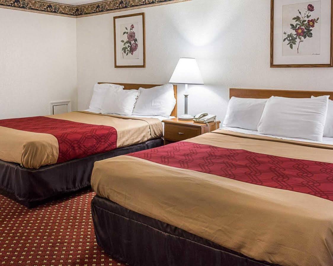 Gateway Inn Templeton Экстерьер фото