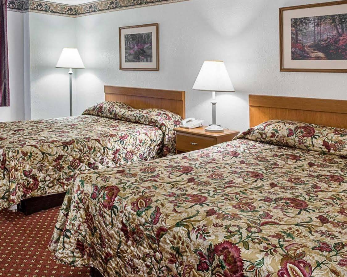Gateway Inn Templeton Экстерьер фото