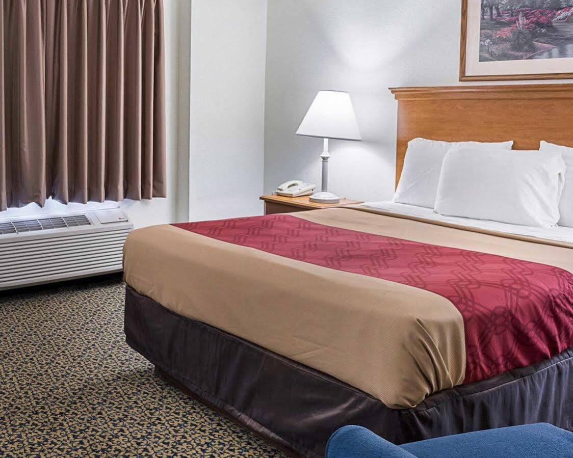 Gateway Inn Templeton Экстерьер фото